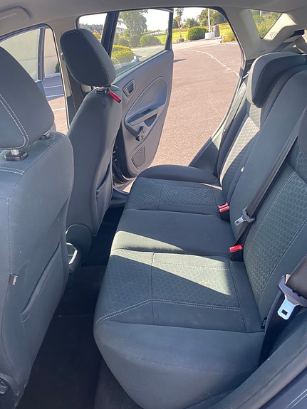 Ford Fiesta 8 of 9