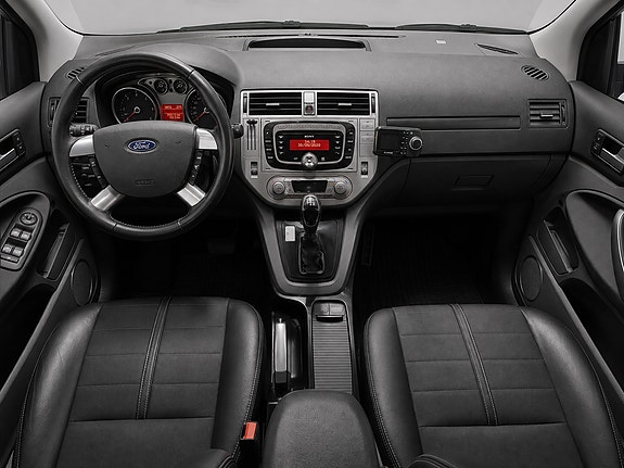 Ford Kuga 19 of 25