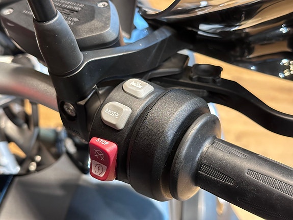BMW R 1200 GS med koffertsett 8 of 9