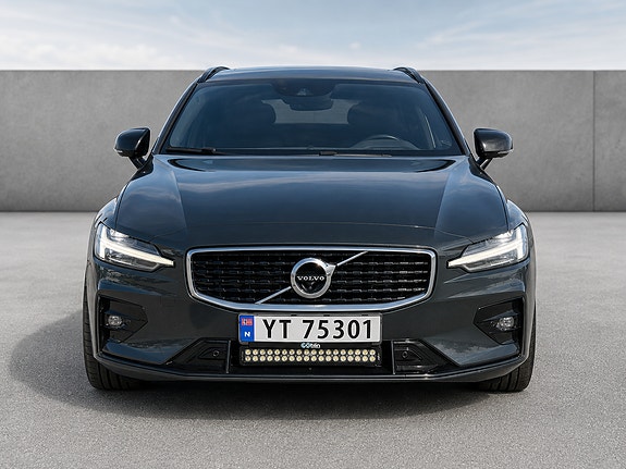 Volvo V60 2 of 14