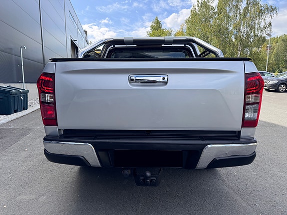 Isuzu D-max 8 of 30