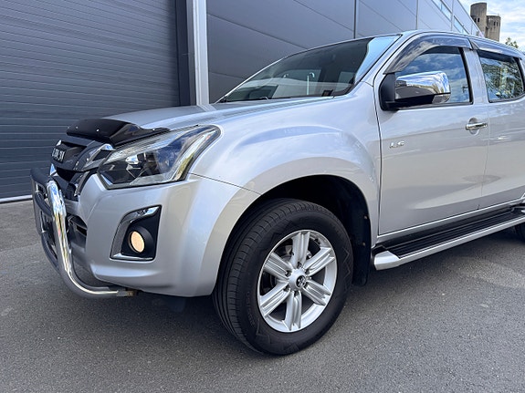 Isuzu D-max 4 of 30