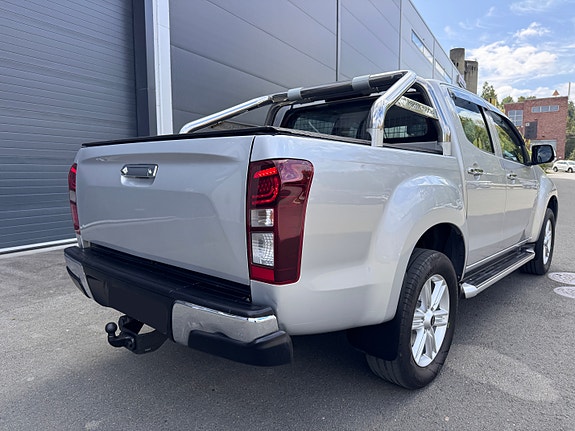 Isuzu D-max 6 of 30