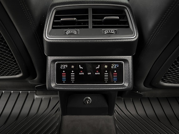Audi e-tron 20 of 20