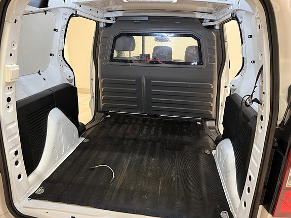 Peugeot Partner 13 of 23