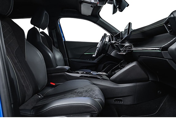 Peugeot e-2008 27 of 28
