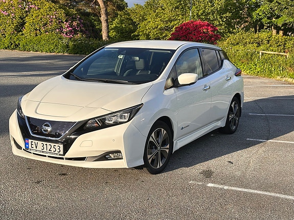 Nissan Leaf 9 of 9