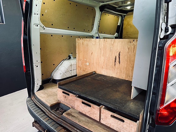 Ford Transit 23 of 28
