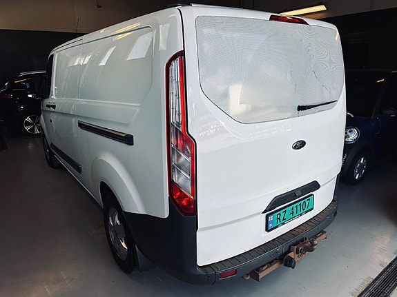 Ford Transit 10 of 28