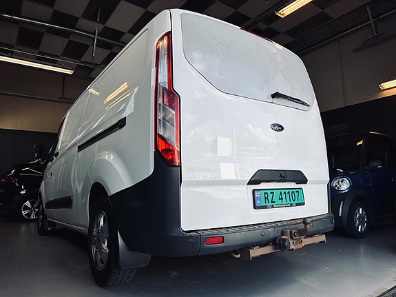 Ford Transit 9 of 28