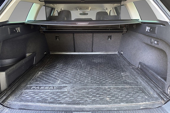 Volkswagen Passat 15 of 20