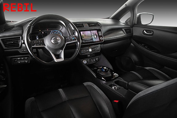 Nissan Leaf 9 of 26