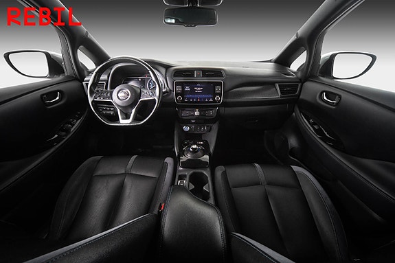 Nissan Leaf 10 of 26