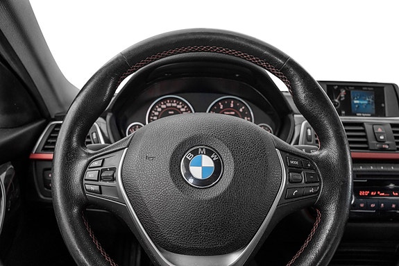 BMW 320d 10 of 22