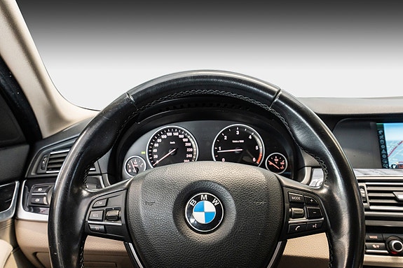 BMW 520d 12 of 30