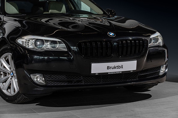 BMW 520d 2 of 30