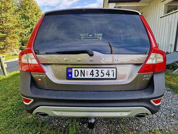 Volvo XC70 5 of 19