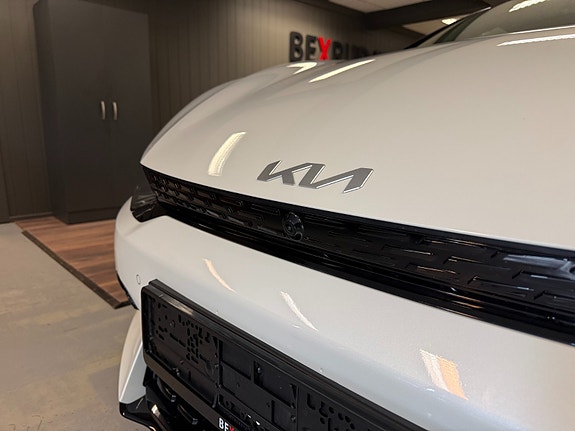 Kia EV6 6 of 30
