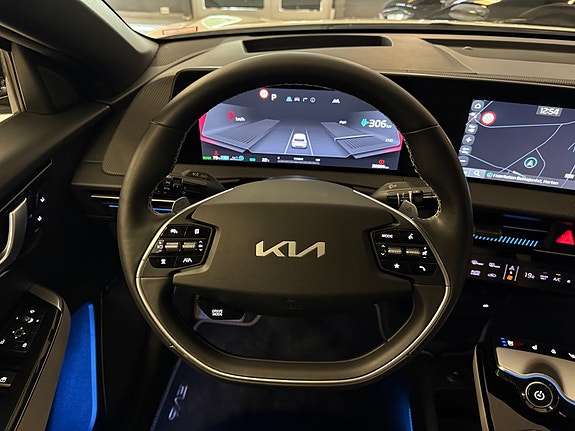 Kia EV6 12 of 30