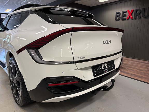 Kia EV6 4 of 30