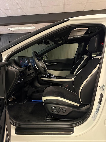 Kia EV6 9 of 30