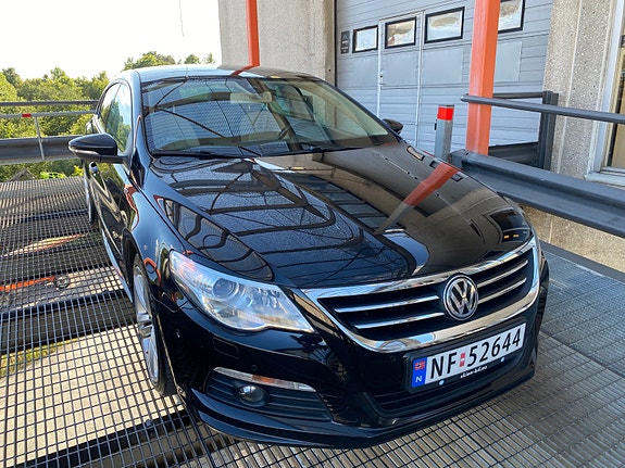 Volkswagen Passat CC 2 of 30