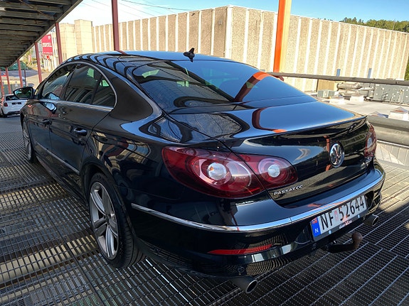 Volkswagen Passat CC 8 of 30