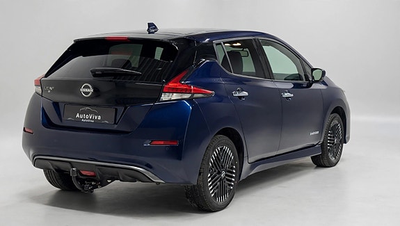 Nissan Leaf 7 of 28
