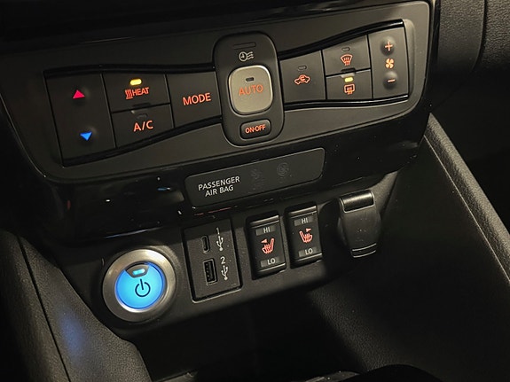 Nissan Leaf 18 of 28