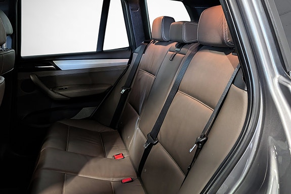 BMW X3 21 of 26