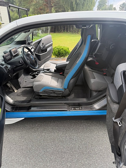 BMW i3 6 of 11
