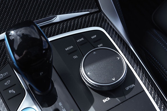BMW i4 22 of 30