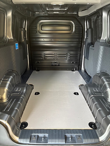Kia PV5 18 of 19