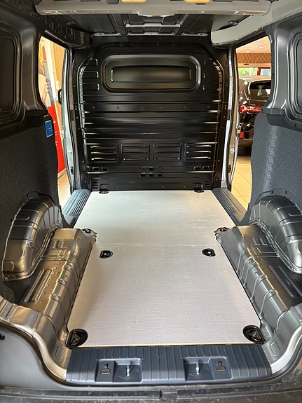 Kia PV5 19 of 19