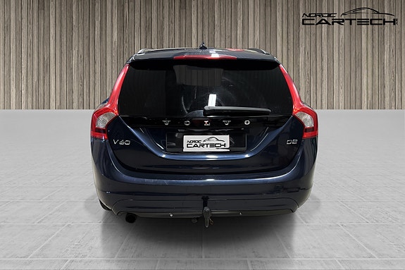 Volvo V60 14 of 30