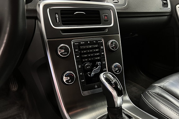 Volvo V60 24 of 30