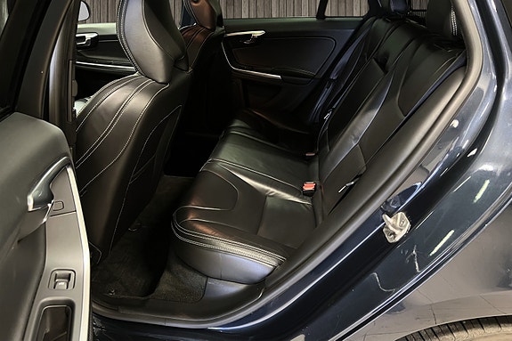 Volvo V60 29 of 30