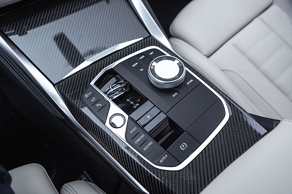 BMW i4 19 of 30