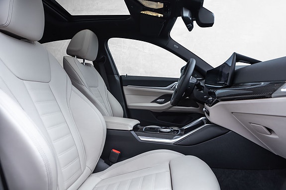 BMW i4 29 of 30