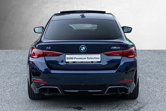 BMW i4 8 of 30