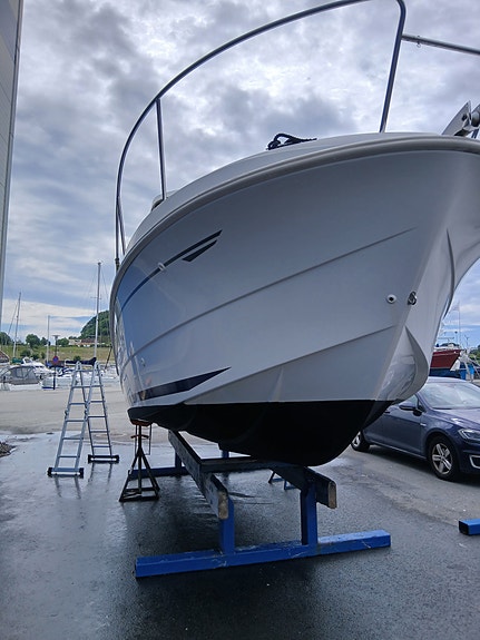 Benetau Antares 780 - leid båtplass kan overtas 5 of 19