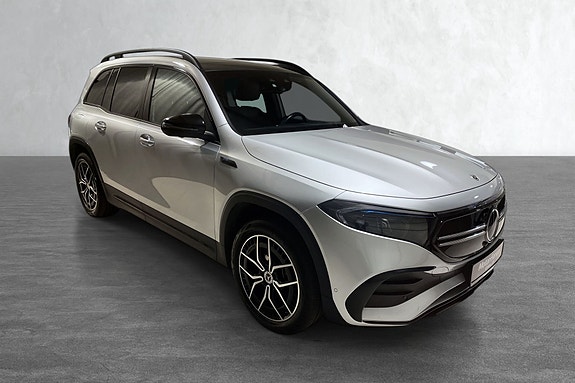 Mercedes-Benz EQB300 3 of 19