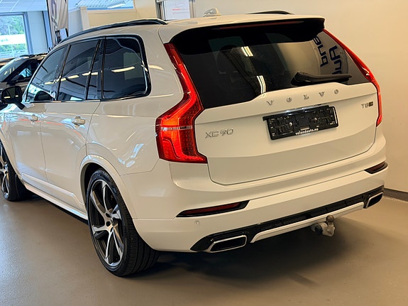 Volvo XC90 7 of 26