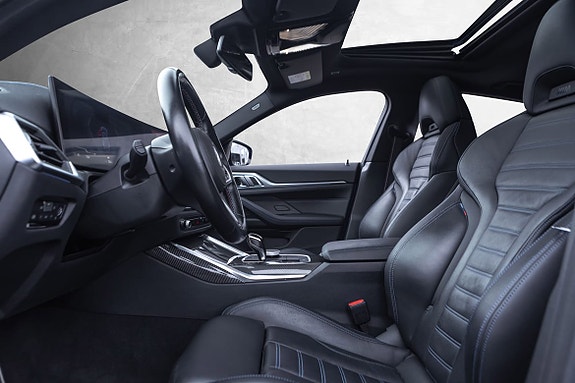 BMW i4 26 of 30