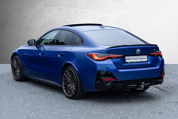 BMW i4 6 of 30