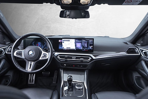 BMW i4 29 of 30