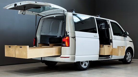 Volkswagen Transporter 13 of 26