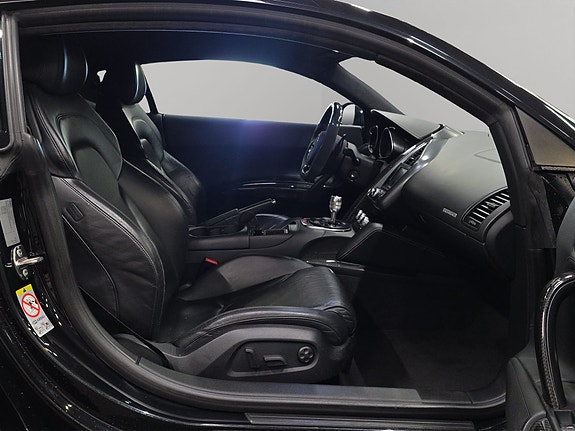 Audi R8 14 of 29