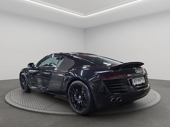 Audi R8 4 of 29