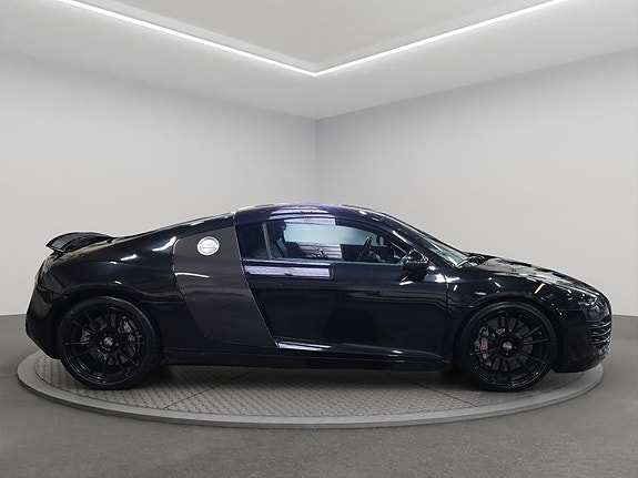 Audi R8 2 of 29